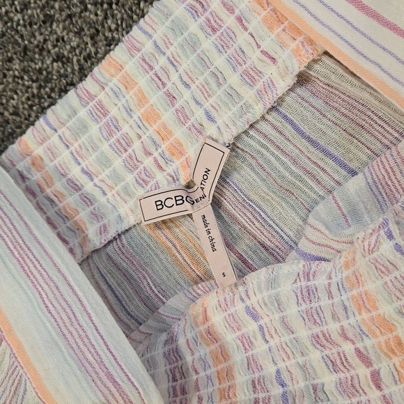 Bcbgeneration Women Chiffon Smocked Striped SquareStriped Sleeve blouse top sz S - Picture 4 of 8